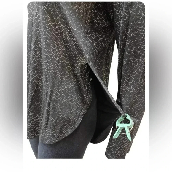 Aritzia Wilfred  Free Kati Long Sleeves Top Back Split Size Small - Picture 4 of 10